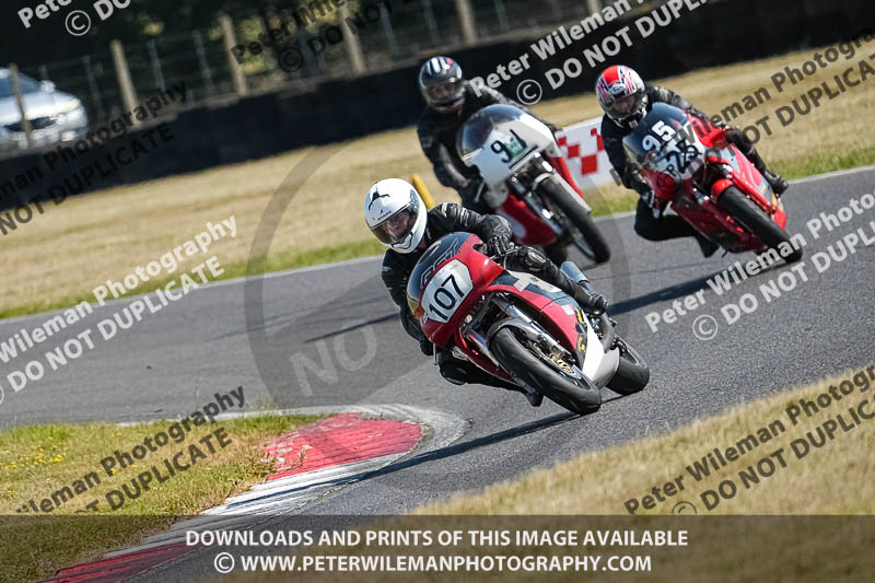 cadwell park;cadwell park photographs;cadwell trackday photographs;enduro digital images;event digital images;eventdigitalimages;peter wileman photography;racing digital images;trackday digital images;trackday photos